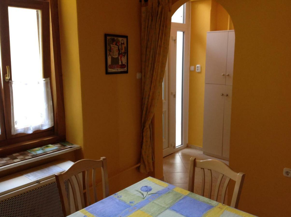 King Apartman Sárvár Екстериор снимка